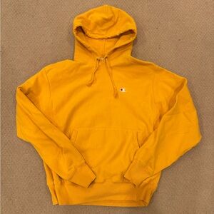 champion yellow sweatshirt (M)